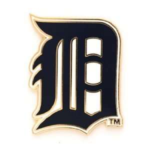  Detroit Tigers English D Lapel Pin: Sports & Outdoors