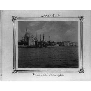    Dolmabahce Camii (mosque) / Abdullah Freres.