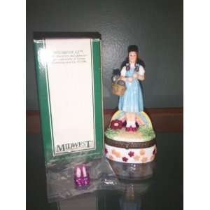  Wizard of Oz   Dorothy and Toto Porcelain Hinged Box, with 