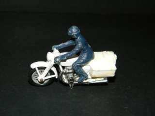   MATCHBOX SUPERFAST HONDA POLICE MOTORCYCLE #33 3SF WHITE VG!  