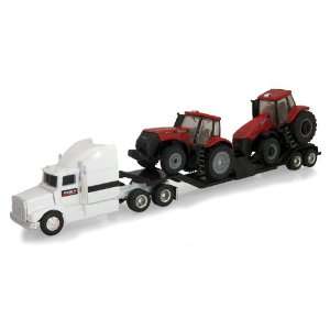  Ertl Collectibles 1:64 Case IH Tractor Hauling Set: Toys 