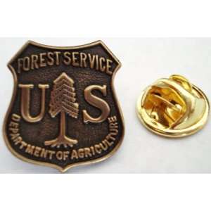  US Forest Service Ranger USDA Recreation Parks Lapel Pin 