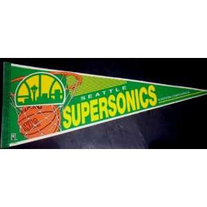  Vintage Seattle Supersonics Basketball Pennant (Sports 