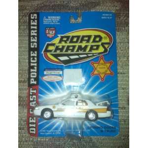    Road Champs 1998 Illinois State Police Car 143 Scale Toys & Games