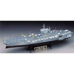  Academy   1/800 USS Kitty Hawk (Plastic Model Ship) Toys & Games
