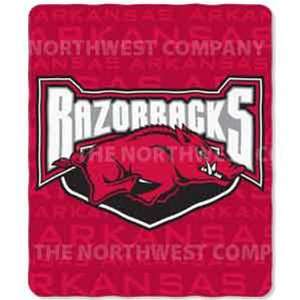  Arkansas Razorbacks NCAA Light Weight Fleece Blanket (031 