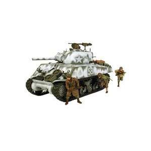  Tamiya   1/35 M4A3 Sherman 105mm (Plastic Model Vehicle 