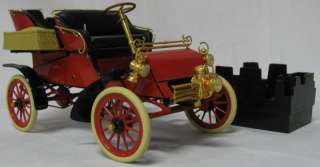   Precision Models 1903 Ford Model A 1:16 Die Cast Car Replica  