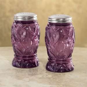 Amethyst Glass Strawberry Salt & Pepper Shakers: Kitchen 