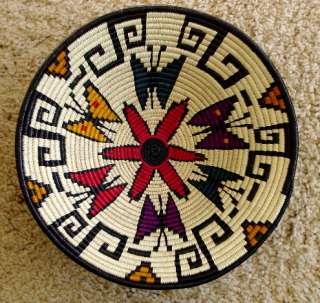 This BEAUTIFUL, INTRICATE handwoven bowl is a beautiful example of the 