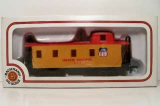 Bachmann Union Pacific HO Scale Caboose #207 Yellow. NEW in the Box 