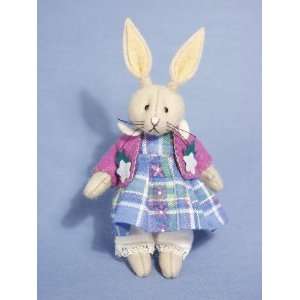  Clover Miniature Felt Bunny   Deb Canham Designs 