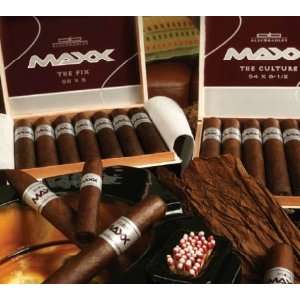  Alec Bradley MAXX The Fix Robusto   Box of 20 Cigars