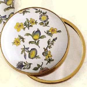  Halcyon Days Enamels The Mothers Day Collection Token 
