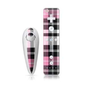  Pink Plaid Design Nintendo Wii Nunchuk + Remote Controller 