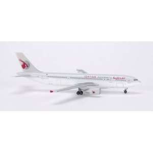  Herpa Wings Qatar A300 600 Model Airplane: Everything Else