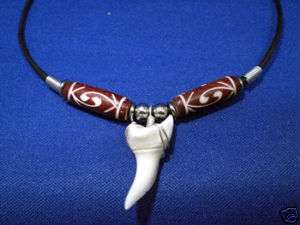 Malu Lani ll Mako Shark Tooth Necklace 22  