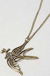 Accessories Boutique The Bird Necklace in Gold
