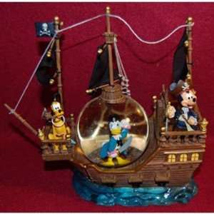  Disney Pirate Mickey Donald & Pluto Snowglobe
